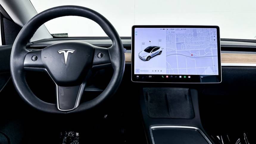 2021 Tesla Model Y 5YJYGAEE1MF299952