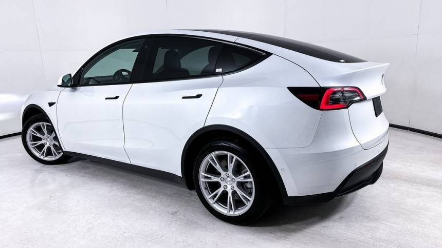 2021 Tesla Model Y 5YJYGAEE1MF299952