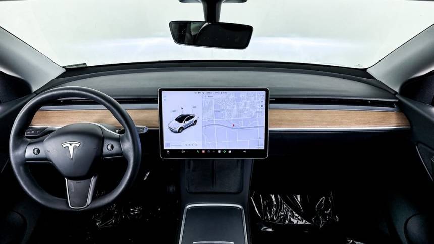 2021 Tesla Model Y 5YJYGAEE1MF299952