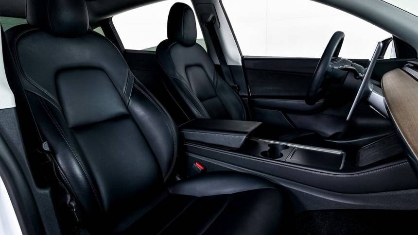 2021 Tesla Model Y 5YJYGAEE1MF299952