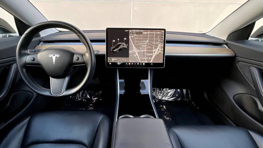 2018 Tesla Model 3 5YJ3E1EA5JF041653
