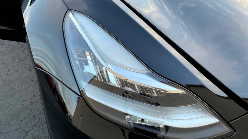 2018 Tesla Model 3 5YJ3E1EA5JF041653