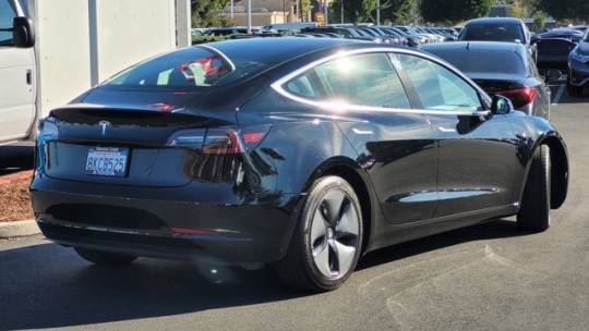 2019 Tesla Model 3 5YJ3E1EA8KF193136