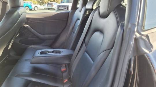 2019 Tesla Model 3 5YJ3E1EA8KF193136