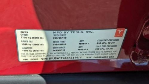 2019 Tesla Model S 5YJSA1E44KF341414