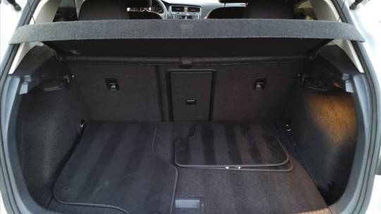 2016 Volkswagen e-Golf WVWKP7AUXGW914973