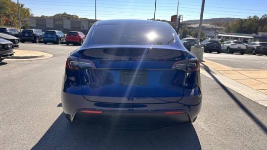 2021 Tesla Model Y 5YJYGAEE6MF257602