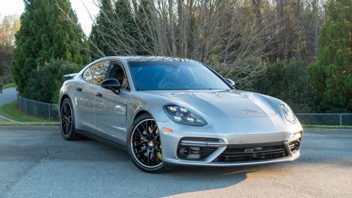 2018 Porsche Panamera WP0AH2A75JL145376