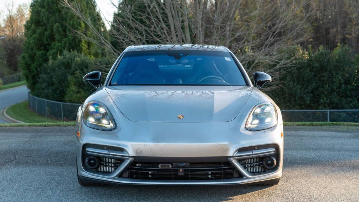 2018 Porsche Panamera WP0AH2A75JL145376