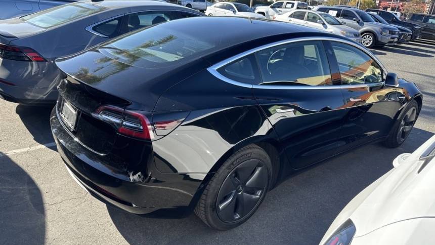 2019 Tesla Model 3 5YJ3E1EA4KF406390
