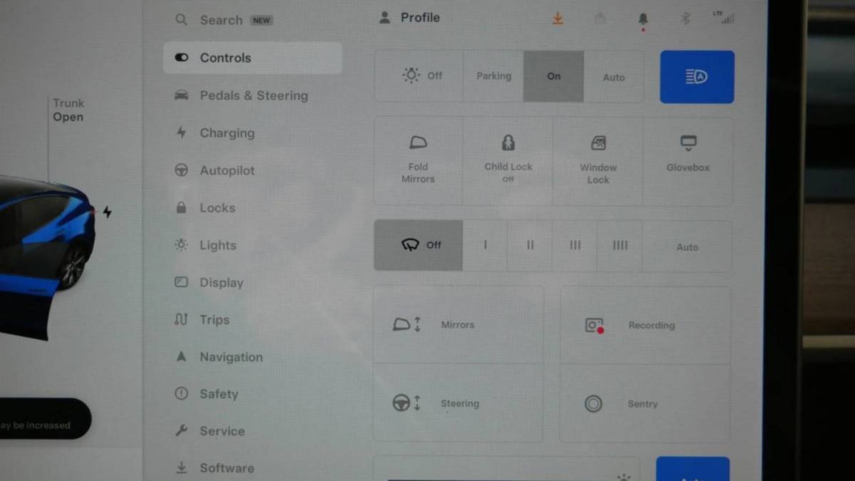 2021 Tesla Model Y 5YJYGDEE4MF142188