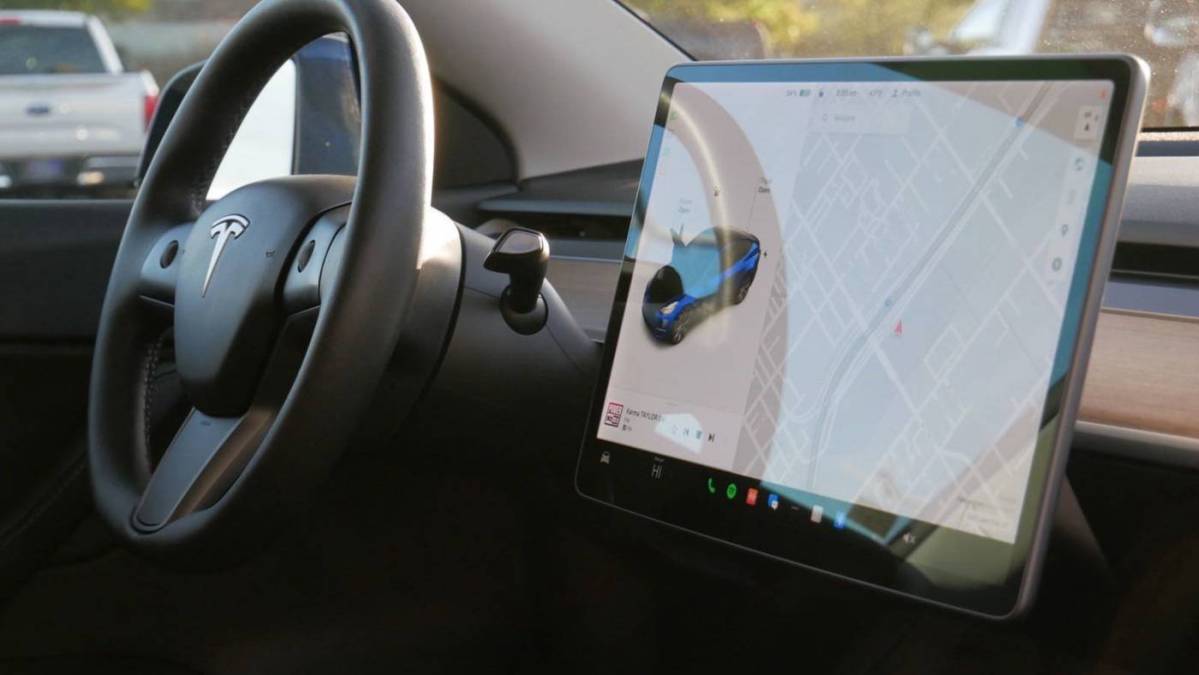 2021 Tesla Model Y 5YJYGDEE4MF142188