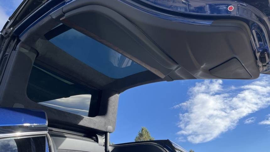 2019 Tesla Model X 5YJXCDE49KF181290