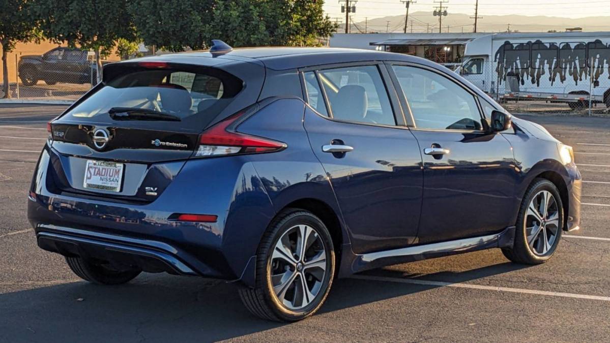 2021 Nissan LEAF 1N4BZ1CV8MC555901