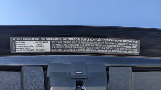 2019 Tesla Model 3 5YJ3E1EA0KF297250