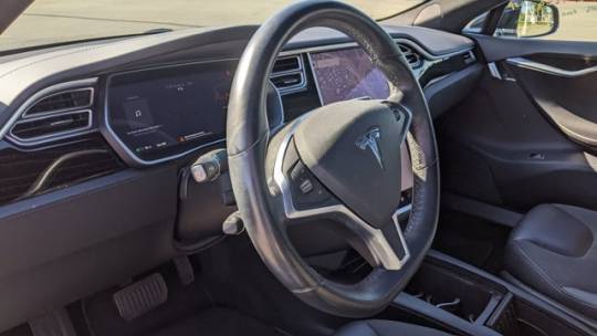 2016 Tesla Model S 5YJSA1E10GF176930