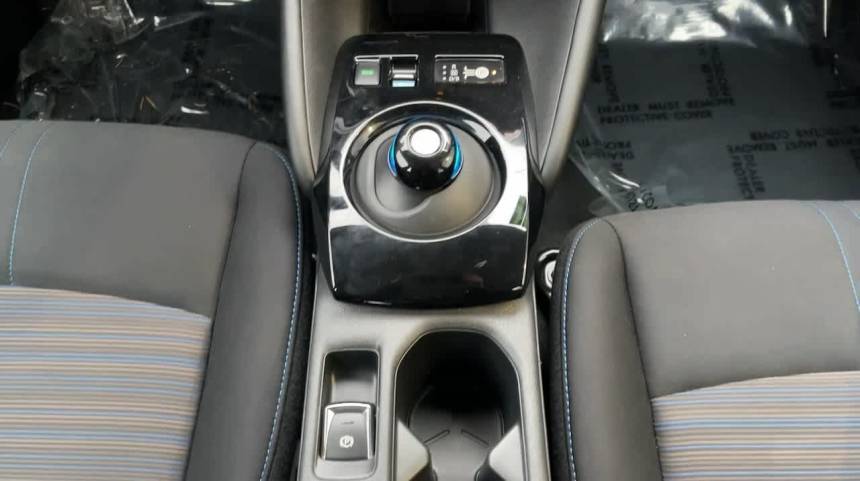 2021 Nissan LEAF 1N4AZ1CV0MC552700