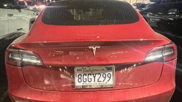 2018 Tesla Model 3 5YJ3E1EA3JF061545