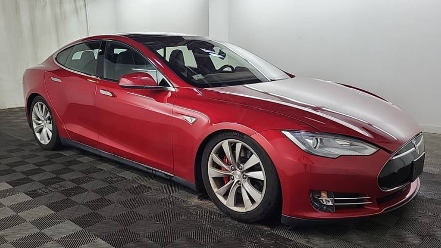 2016 Tesla Model S 5YJSA1E49GF135643