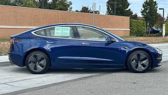 2019 Tesla Model 3 5YJ3E1EB0KF391041