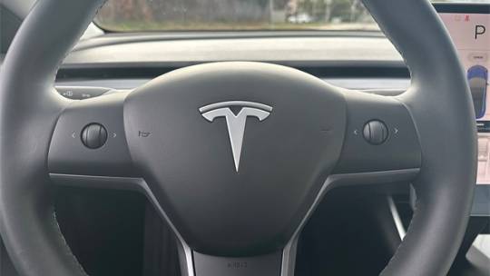 2019 Tesla Model 3 5YJ3E1EB0KF391041