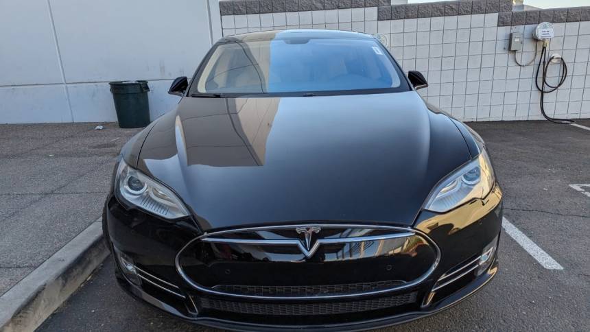 2014 Tesla Model S 5YJSA1S16EFP51940