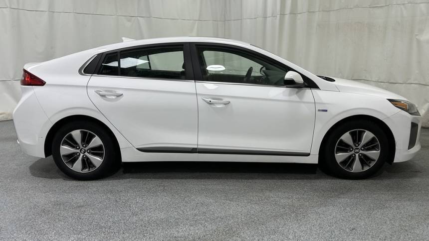 2018 Hyundai IONIQ KMHC75LD6JU077725