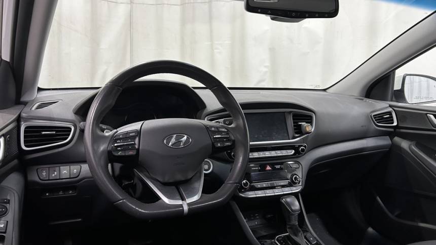 2018 Hyundai IONIQ KMHC75LD6JU077725
