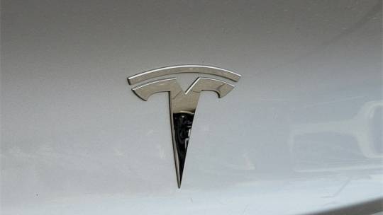 2018 Tesla Model 3 5YJ3E1EB3JF116973