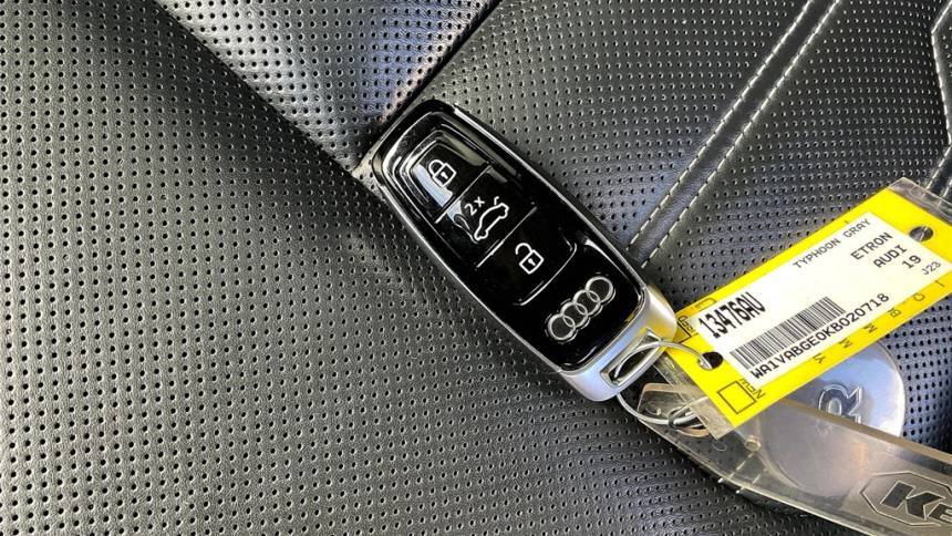 2019 Audi e-tron WA1VABGE0KB020718