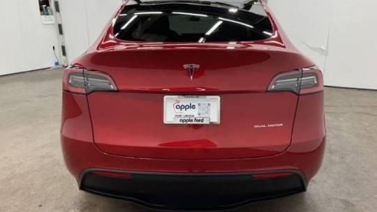 2020 Tesla Model Y 5YJYGDEE7LF036686