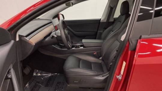 2020 Tesla Model Y 5YJYGDEE7LF036686
