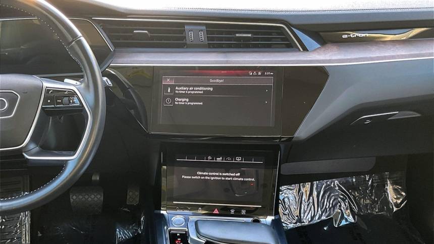 2019 Audi e-tron WA1LAAGE1KB024634