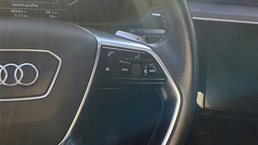 2019 Audi e-tron WA1LAAGE1KB024634