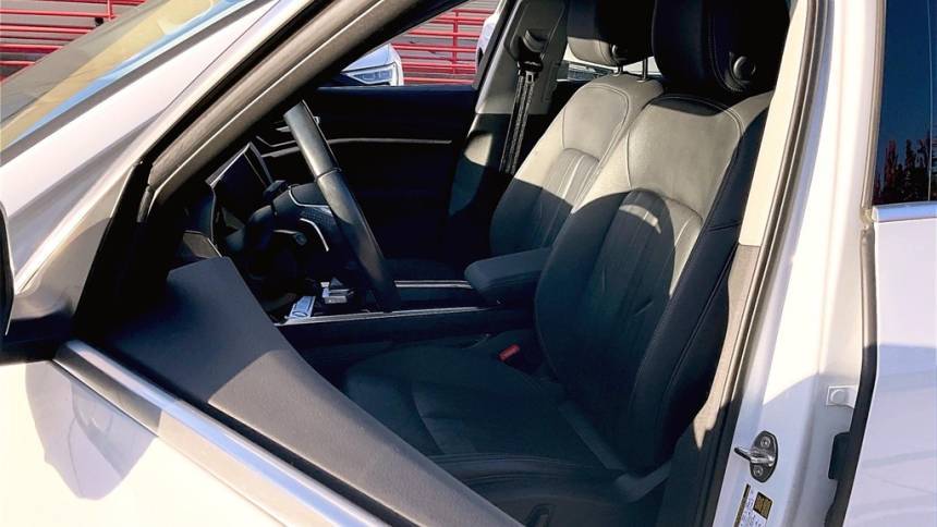 2019 Audi e-tron WA1LAAGE1KB024634