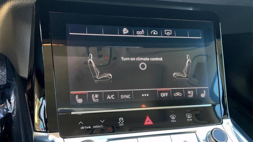 2019 Audi e-tron WA1LAAGE1KB024634