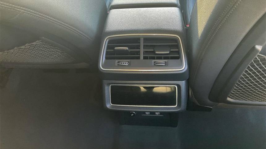 2019 Audi e-tron WA1LAAGE1KB024634