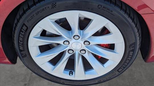 2019 Tesla Model S 5YJSA1E47KF332030