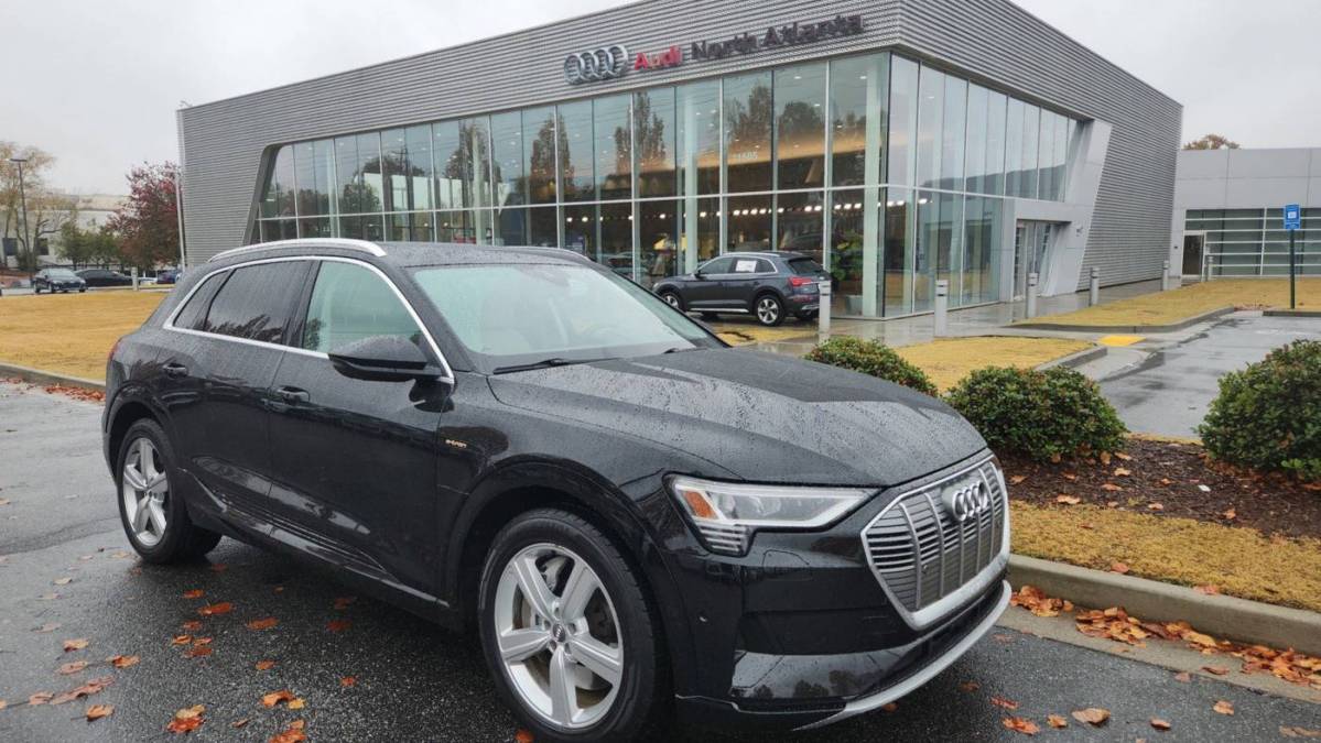 2019 Audi e-tron WA1VAAGEXKB009722