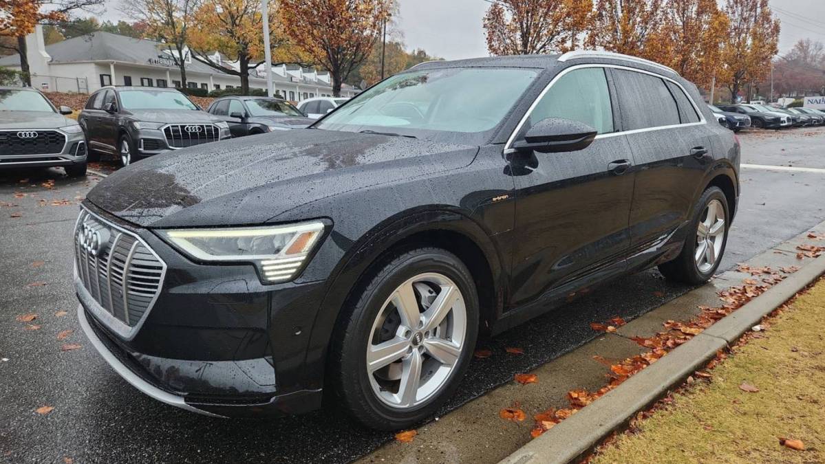 2019 Audi e-tron WA1VAAGEXKB009722