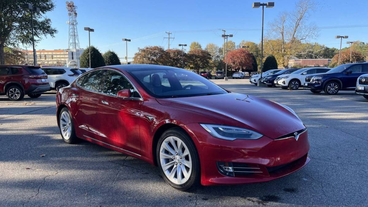 2018 Tesla Model S 5YJSA1E27JF267662