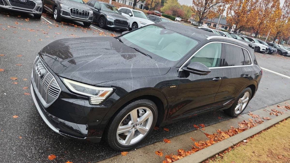 2019 Audi e-tron WA1VAAGEXKB009722