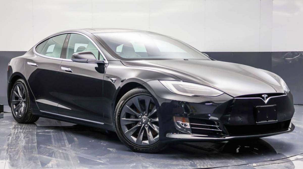 2018 Tesla Model S 5YJSA1E20JF245230