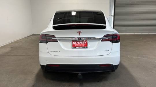 2018 Tesla Model X 5YJXCDE29JF112712