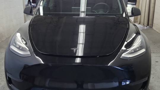 2021 Tesla Model Y 5YJYGDEE0MF097105