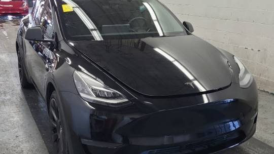 2021 Tesla Model Y 5YJYGDEE0MF097105
