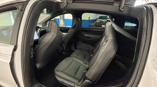 2018 Tesla Model X 5YJXCDE29JF112712