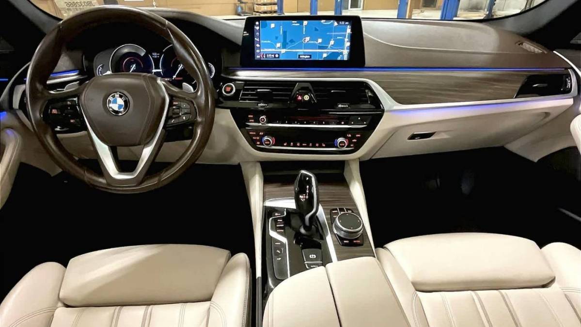 2018 BMW 5 Series WBAJA9C50JB032866