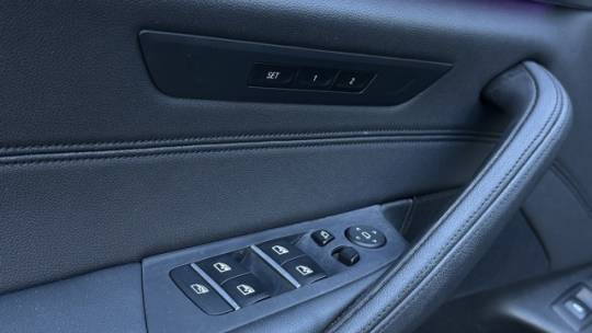 2020 BMW 5 Series WBAJB1C09LCE23663