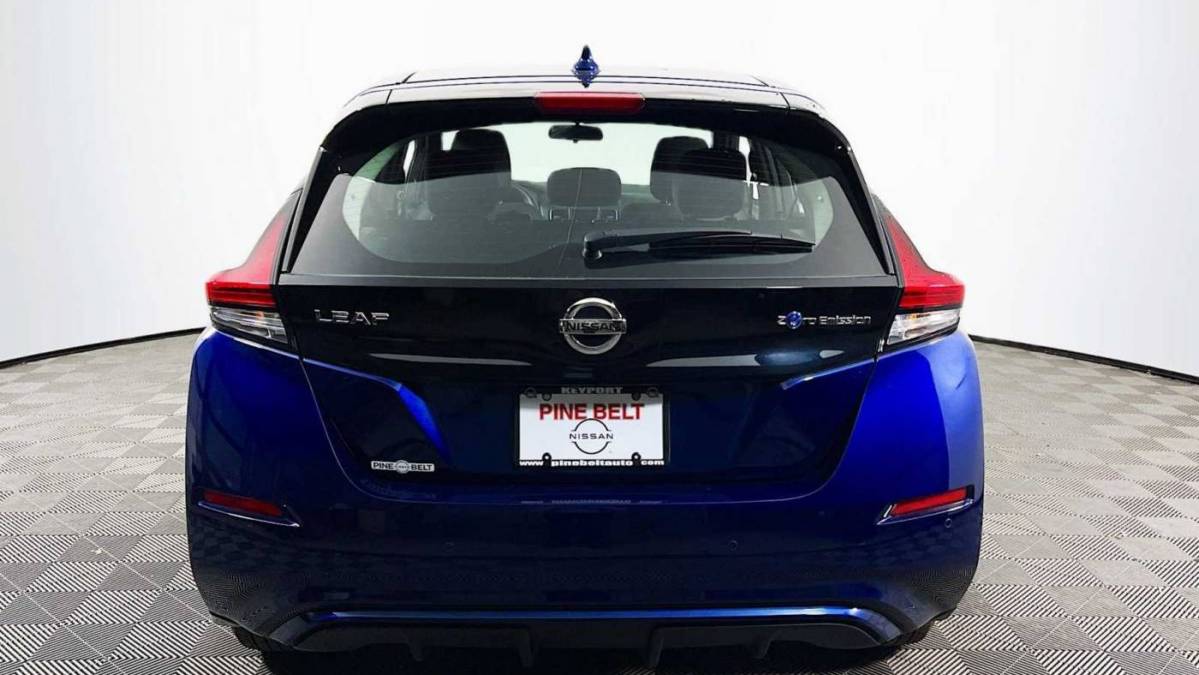 2022 Nissan LEAF 1N4AZ1BV8NC562345